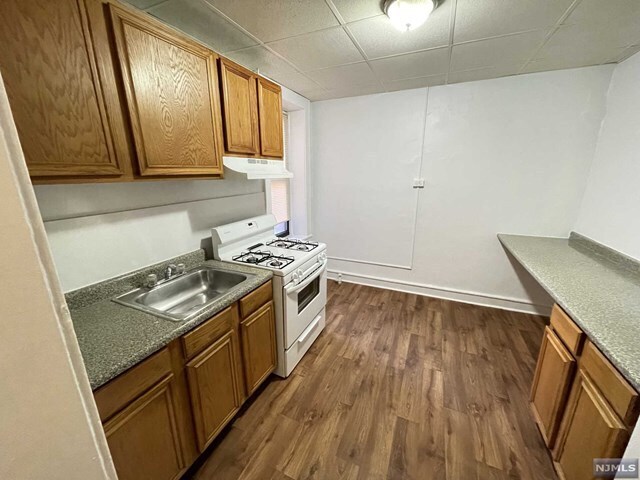 Foto del edificio - 26 Spring Dell