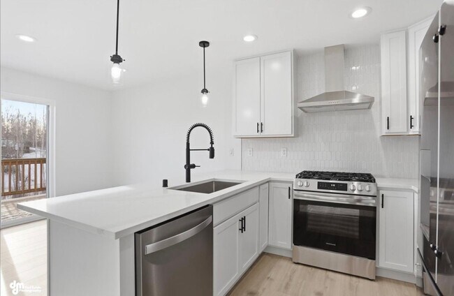 Foto del edificio - 336 Ashbrook Dr