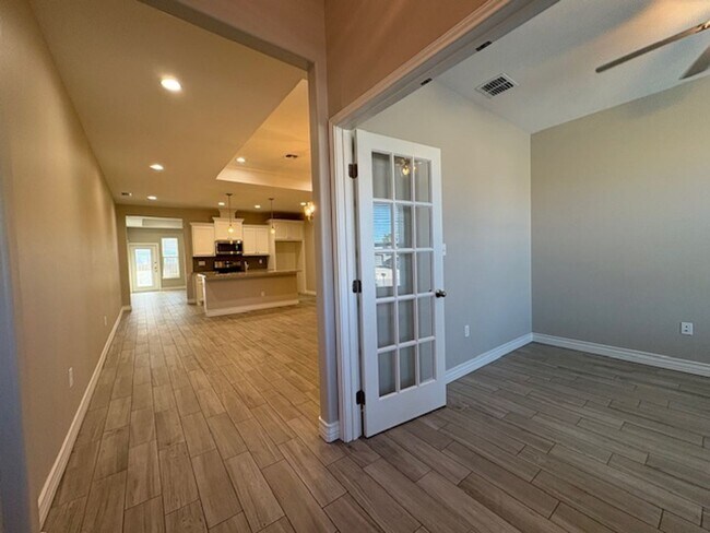 Foto del edificio - DCR602