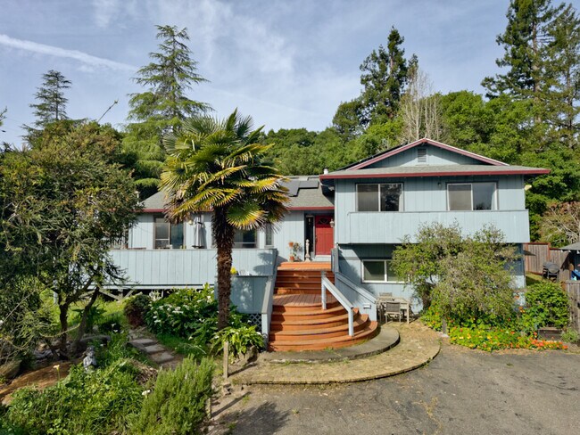 Foto del edificio - 945 Midpine Way