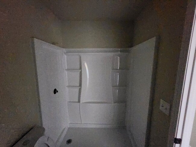 Foto del edificio - Beautiful Remodled, 4 Bedroom Home!
