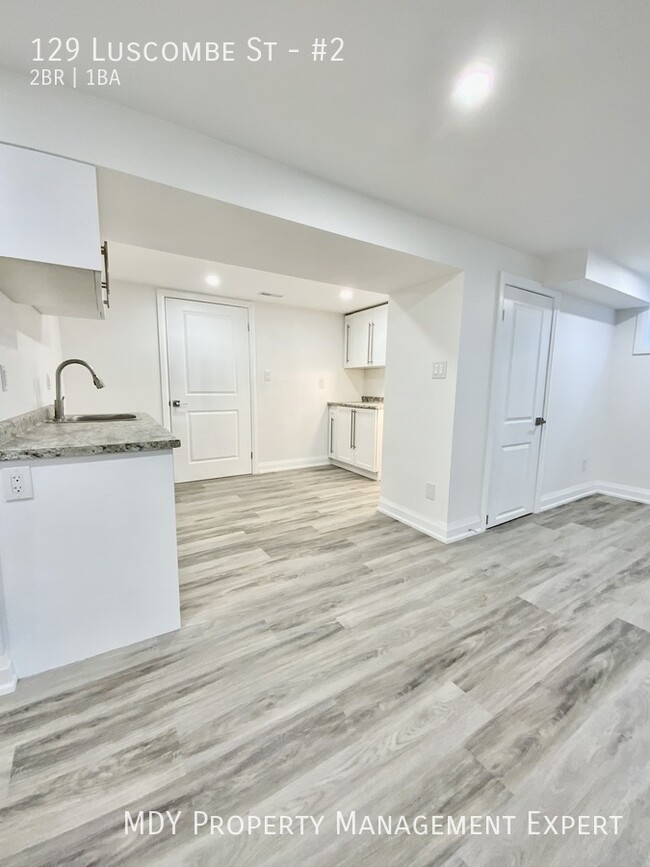 Photo du bâtiment - Gorgeous, fully renovated unit!