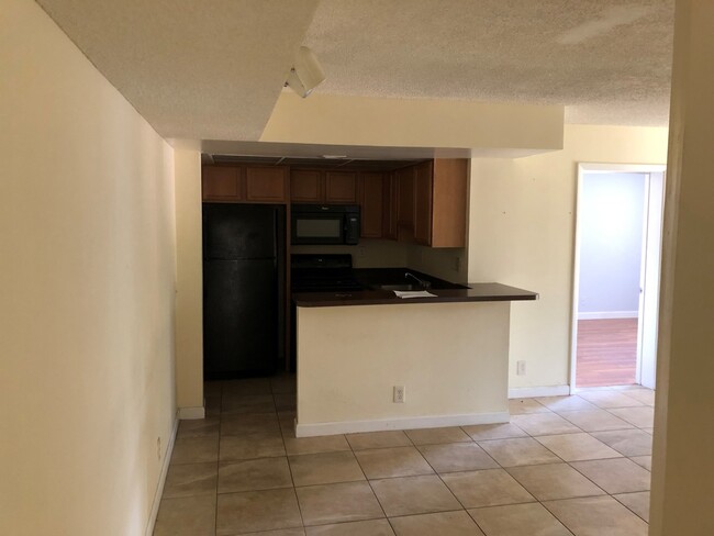 TWO BEDROOM TWO BATHROOM!! WATERFRONT COMMUNITY!! - TWO BEDROOM TWO BATHROOM!! WATERFRONT COMMUNITY!! Apartment