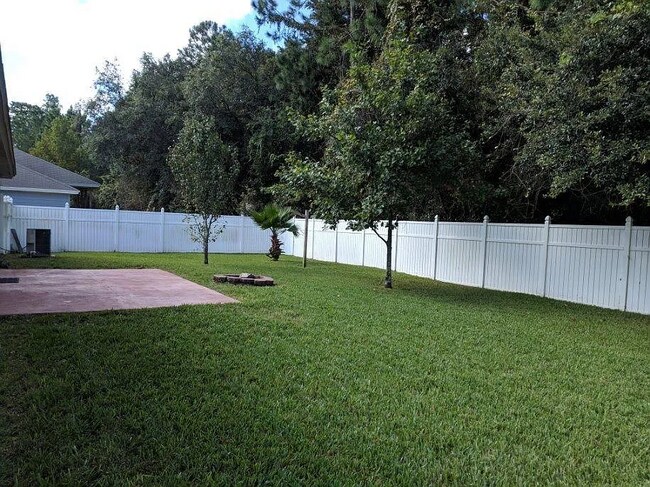 Patio trasero espacioso - 23996 Creek Parke Cir