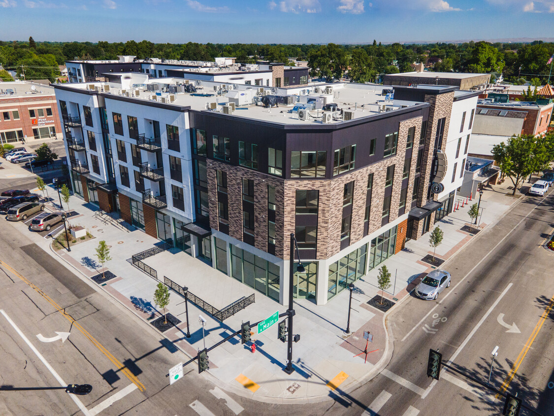 Primary Photo - Old Town Lofts