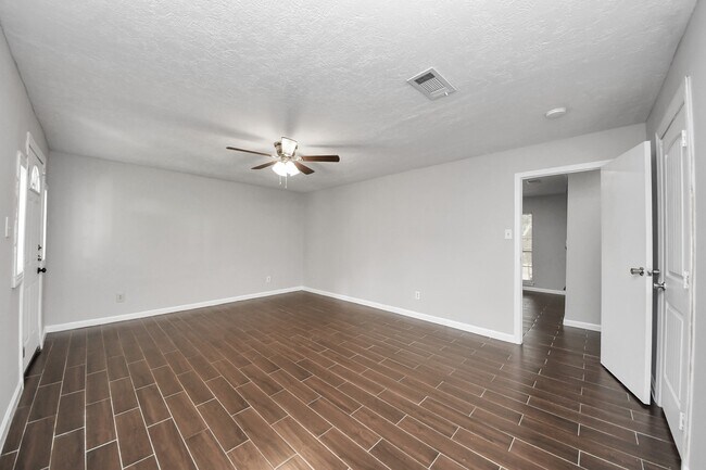Building Photo - 18010 Wild Willow Ln