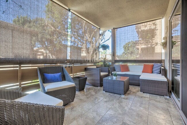 Foto del edificio - 2628 Worden St
