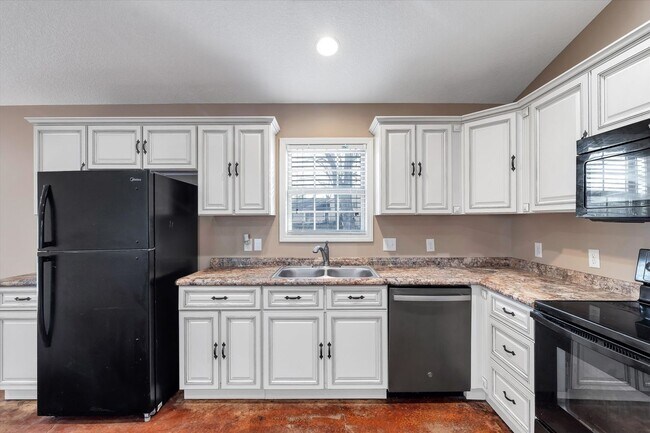 Foto del edificio - 4 Bed / 2 Bath Home – Jonesboro School District