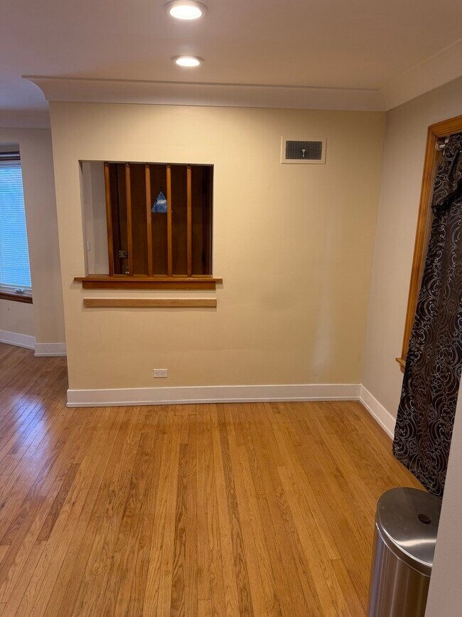 Foto del edificio - 4144 N Parkside Ave