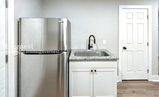 Foto del edificio - 1728 17th Ave N