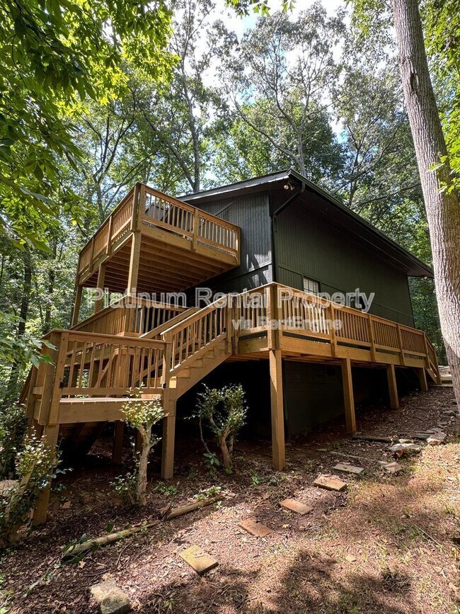 Foto del edificio - 8380 Lucas Creek Trl