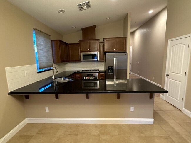 Foto del edificio - Absolutely Lovely New 4 Bedroom Home