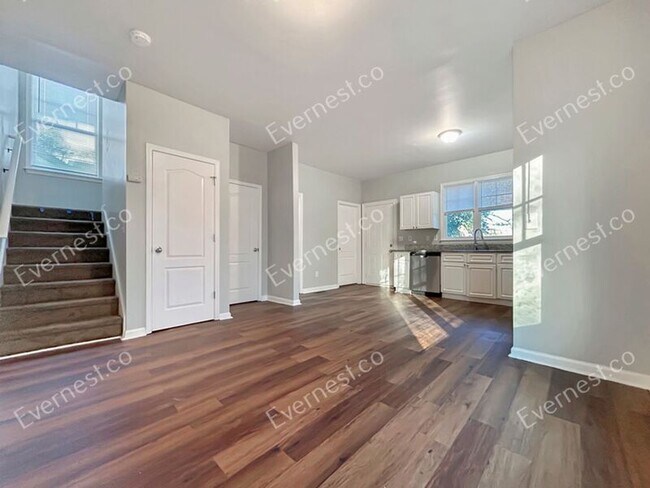 Foto del edificio - 142 Lawton St SW