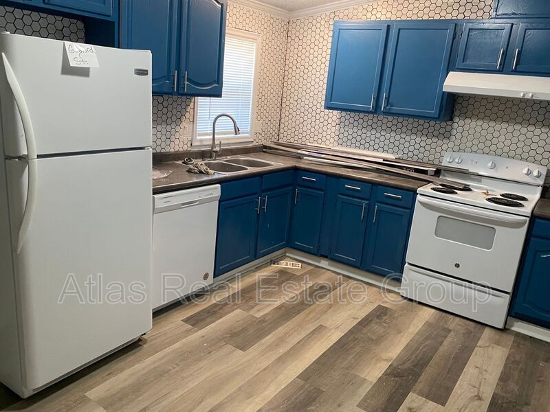 Foto principal - 4655 N Gaylord St