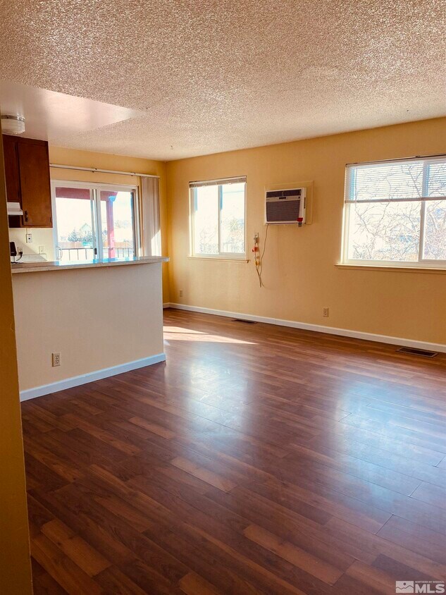 1308 N Edmonds Dr, Carson City, NV 89701 Townhome Rentals in Carson