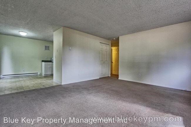 Foto del edificio - 3213 Drummond Ave