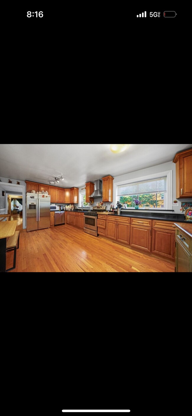 Foto del edificio - 2859 N Lotus Ave