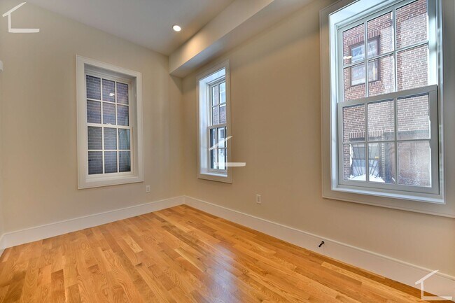 Foto del edificio - 16 Winchester St