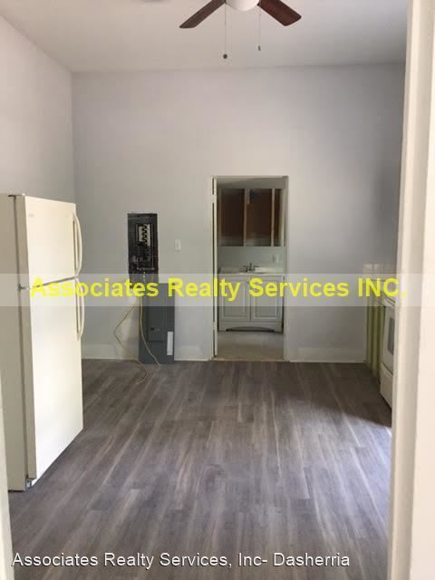 Foto del edificio - 722 NE 2nd St