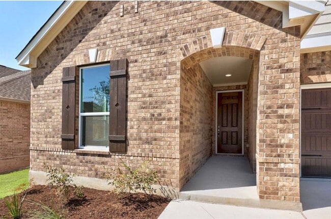 Building Photo - 3720 Cerino Ln