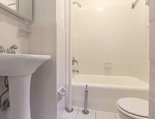 Foto del edificio - 3756 80th St
