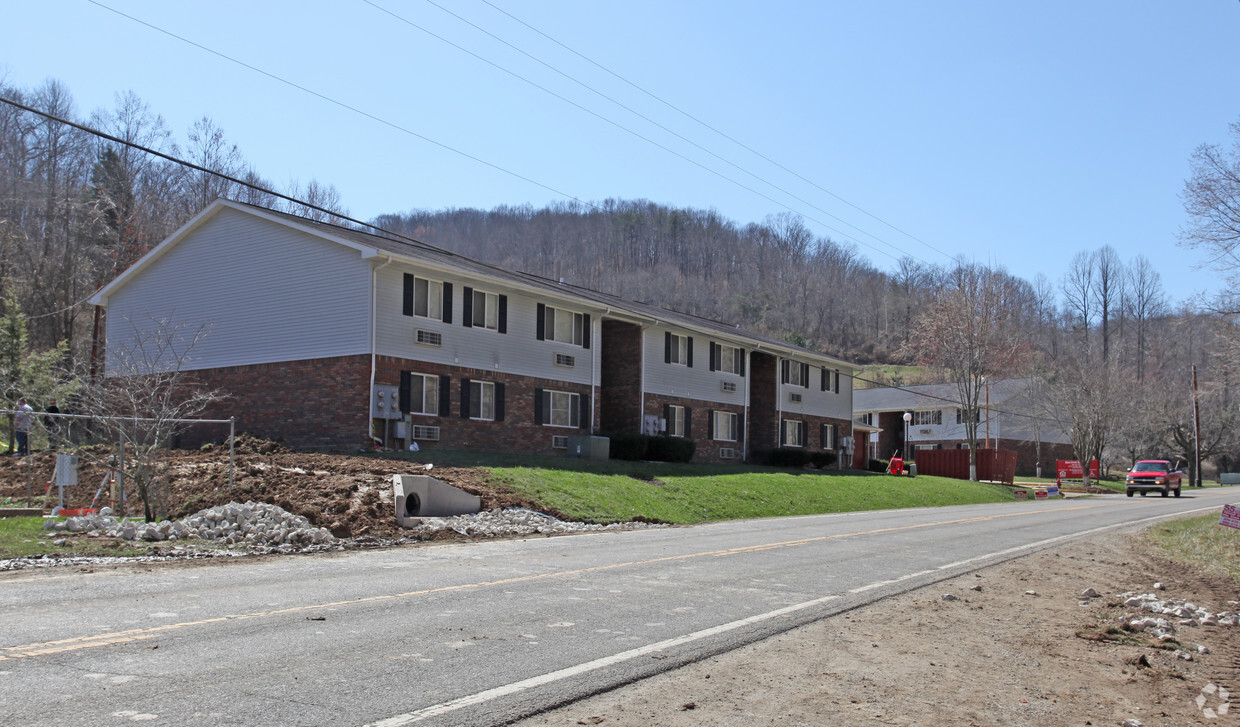 Primary Photo - Alum Creek Apartments