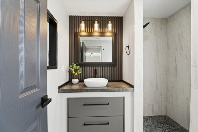 Foto del edificio - 3120 Mercer Rd