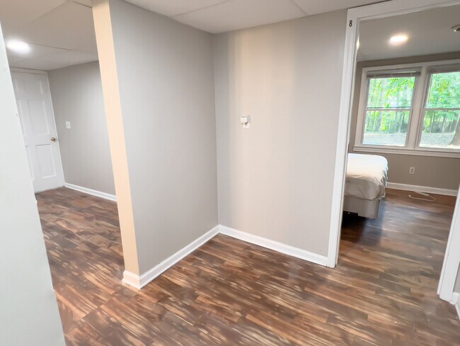 Building Photo - 5404 Granite Ct