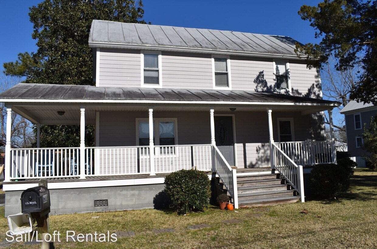 Primary Photo - 3 br, 2 bath House - 602 Main Street