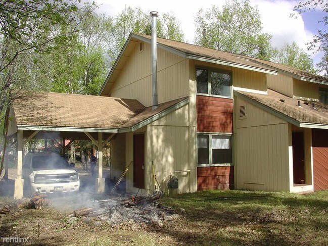 Building Photo - 2 br, 1.5 bath 4plex - 3025 Cambay Court 1