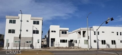 Building Photo - 2053 W Florence Ave
