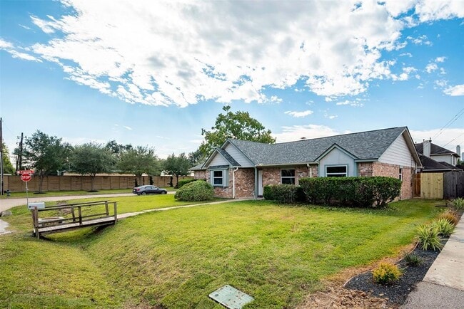Building Photo - 13226 Frank Ln