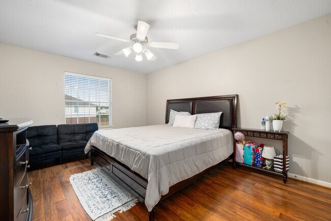 Foto del edificio - 24647 Hampton Lakes Dr