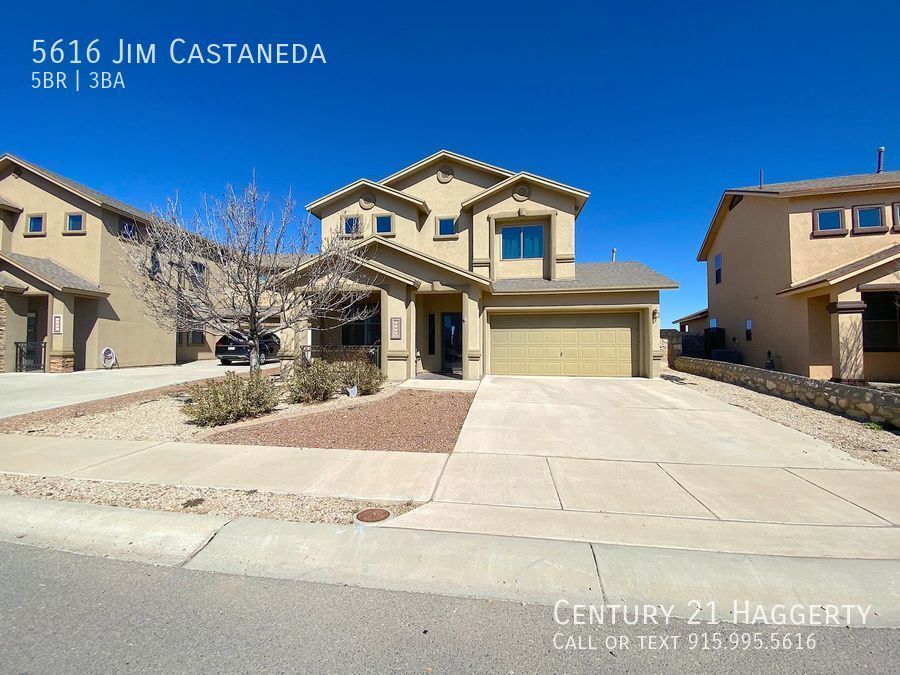 Primary Photo - Spacious 5 Bedroom Northeast Home!