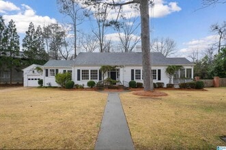 Building Photo - 312 E Linwood Dr