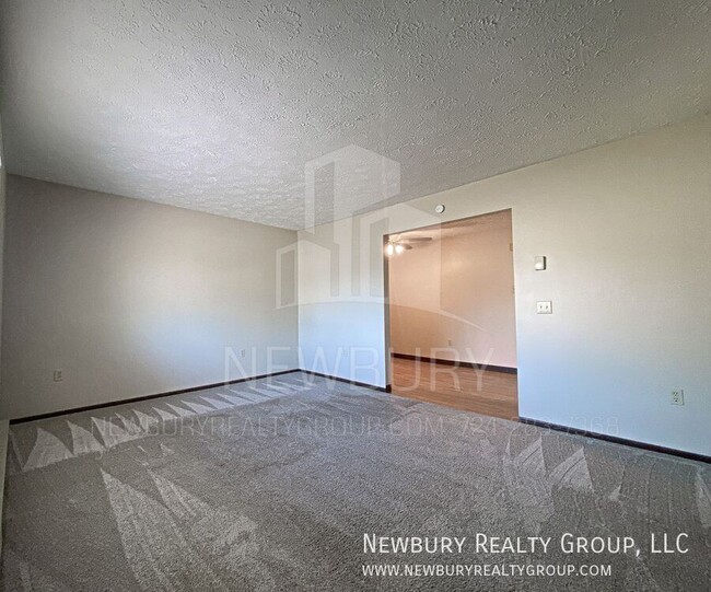 Foto del edificio - 16 Clearview Meadows