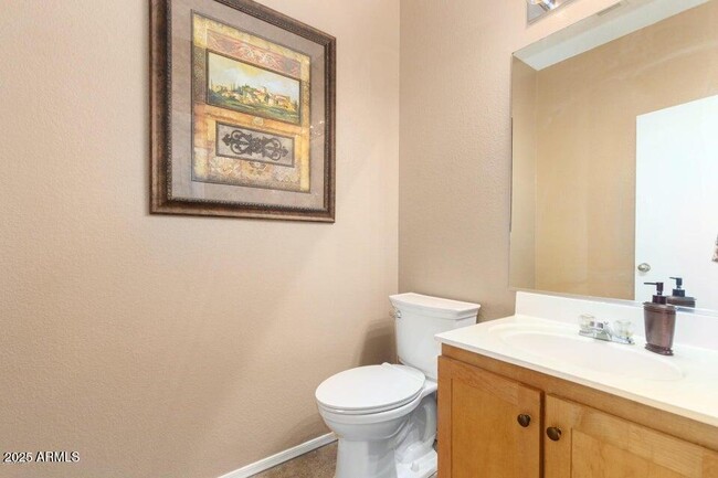 Foto del edificio - 2751 S Southwind Dr