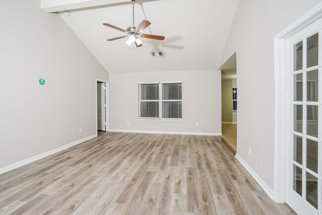 Foto del edificio - 5155 Cottage Creek Ln