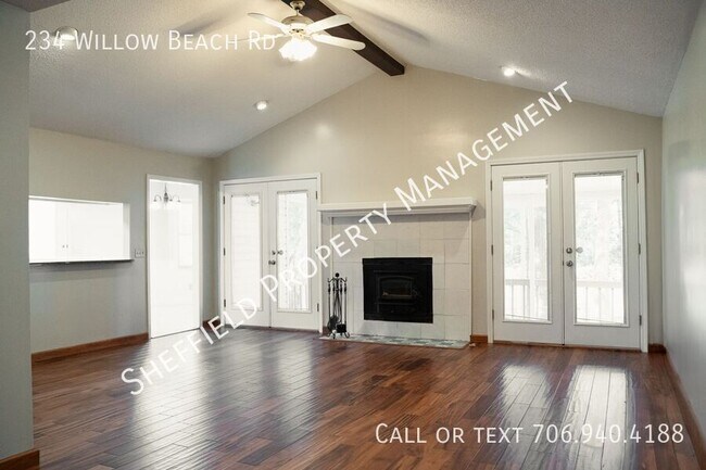 Building Photo - Beautiful home available today!