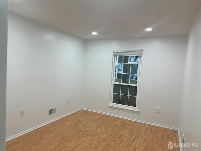 Foto del edificio - 158 Darwin Ln