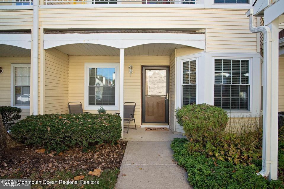 28 Huber Ct, Hightstown, NJ 08520 Condo for Rent in Hightstown, NJ