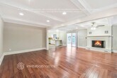 Foto principal - 9340 Pinenoll Ln