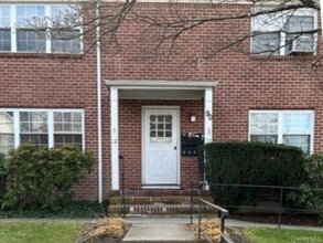 Building Photo - 90 Gregory Ave