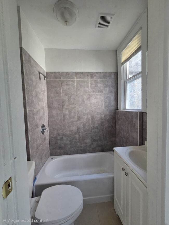 Foto del edificio - 1171 W Front St