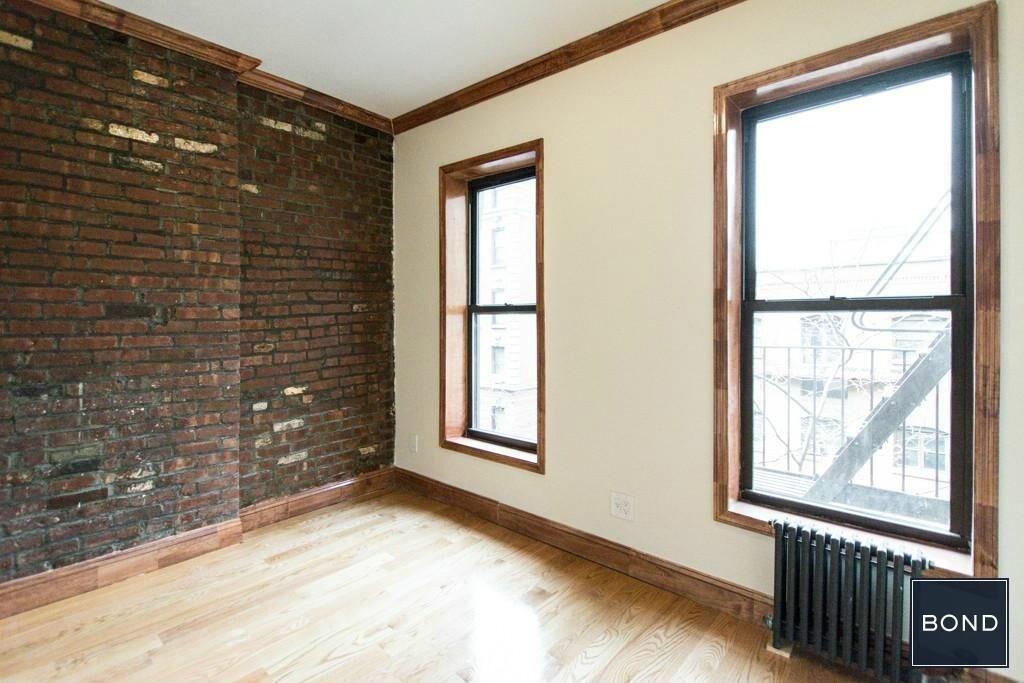 Primary Photo - 126 MacDougal St