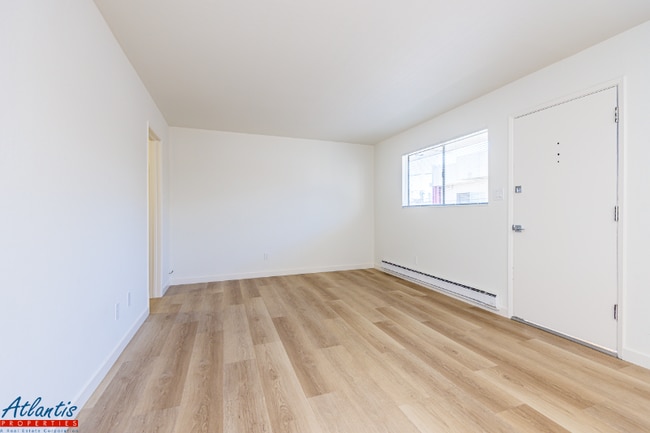 Photo - 555 S 10th St Apartment