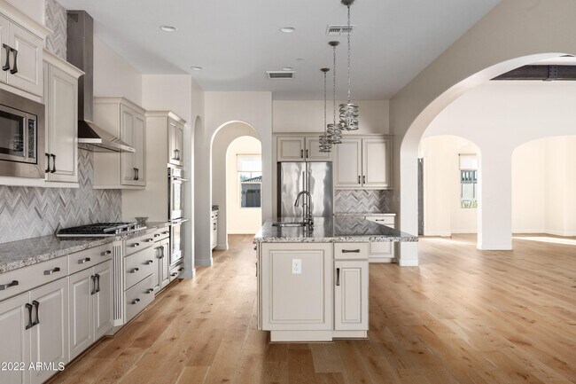 Foto del edificio - 10997 N 137th St