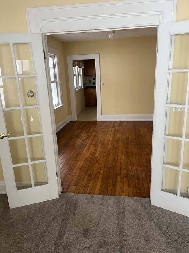 Building Photo - 2619 Schley St