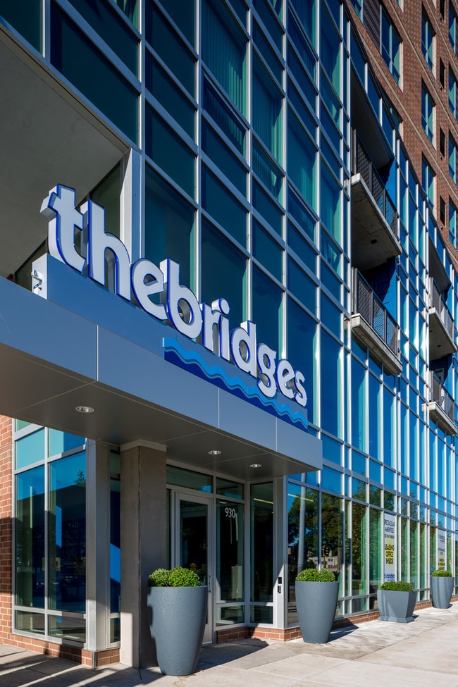 Photo - The Bridges Dinkytown Apartments