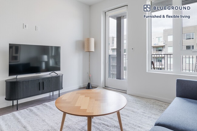 Building Photo - 3301 Innovation Wy